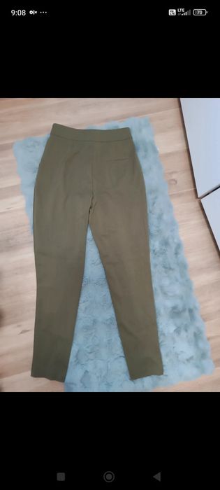 Spodnie cygaretki khaki Vero moda