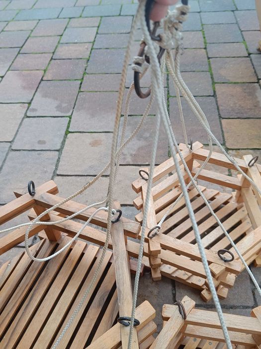 Drewniany wiszacy kwietnik 3 poziomy szesciokatny
