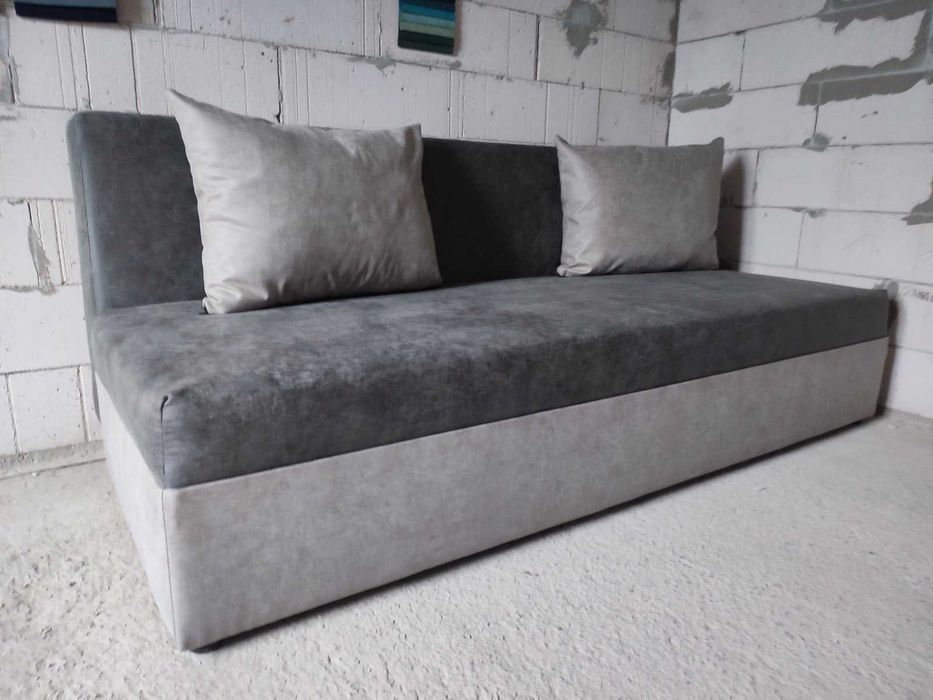 Терміново продам диван