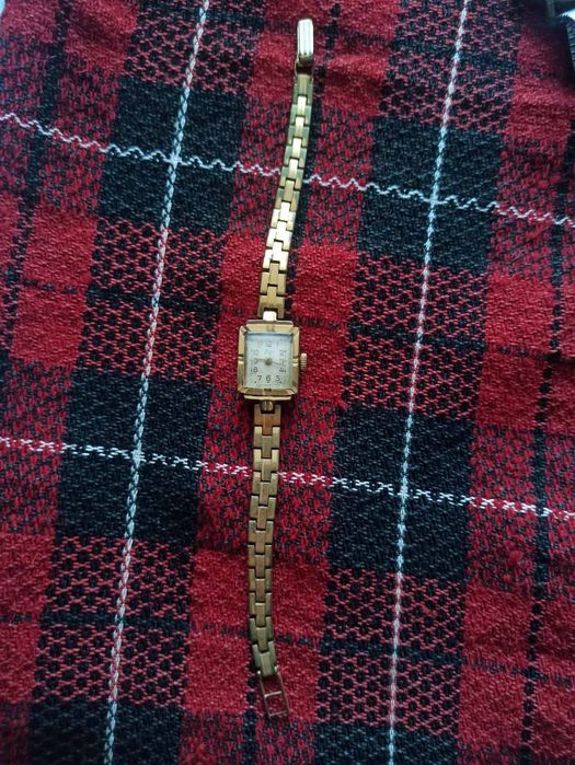 Продам наручные часы