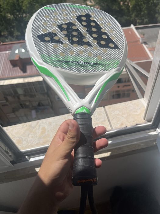 Raquete padel adipower light 3.3 MAFALDA FERNANDES