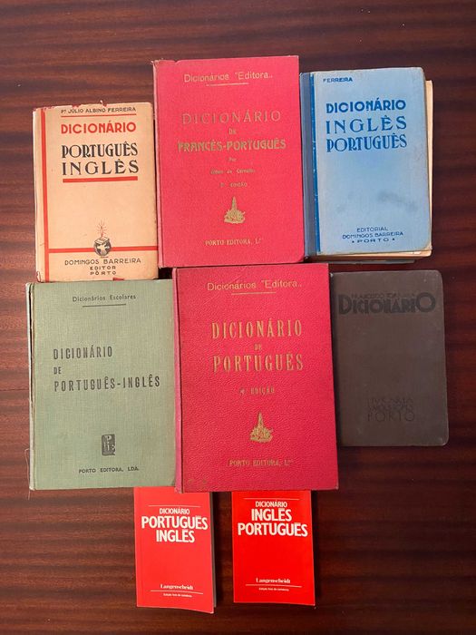 Dicionários antigos