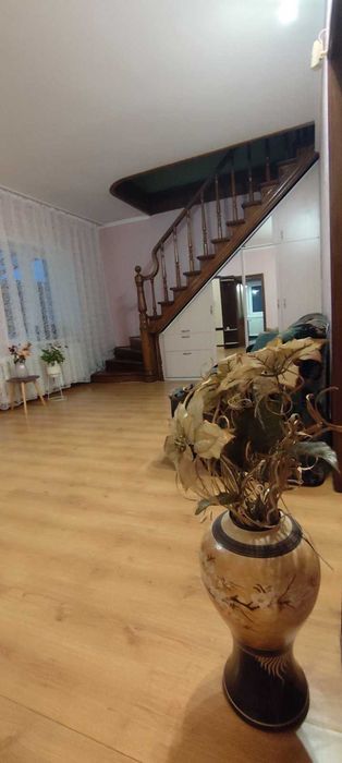 Оренда добротного будинку в місті