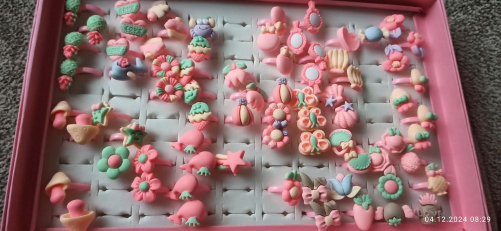 Аксесуари для дівчаток, колечка, перстні, прикраси