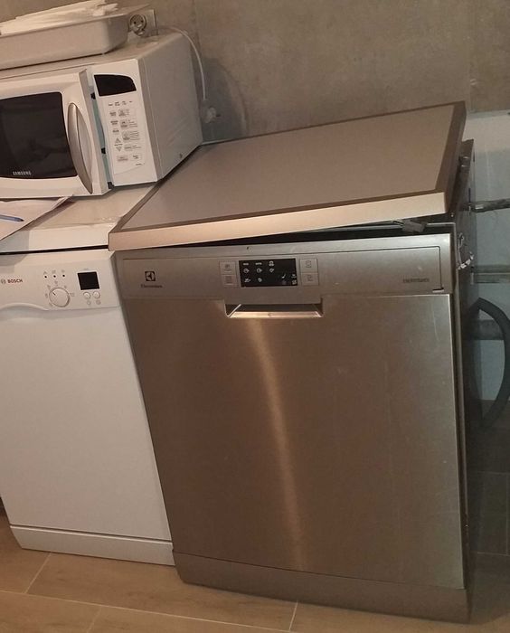 Zmywarka Electrolux lub BOSCH