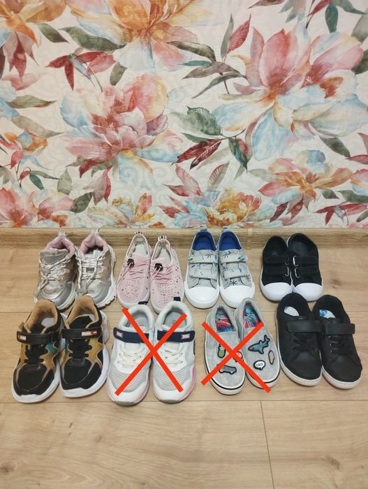 Кросівки, кеди, мокасини для дівчинки 26-27 розмір