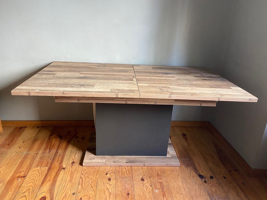 Mesa de jantar extensível