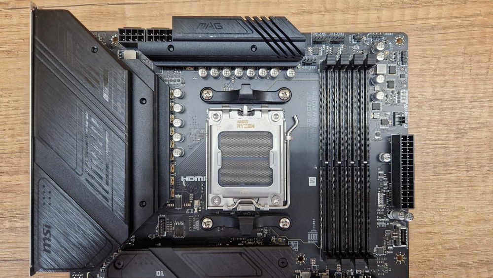 Płyta główna MSI MAG B650 TOMAHAWK WIFI GWARANCJA nr. 536217