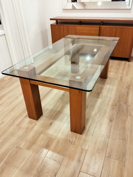 Living room table with glass top, dimensions 1940 mm length × 1050 mm width64284108052353121
