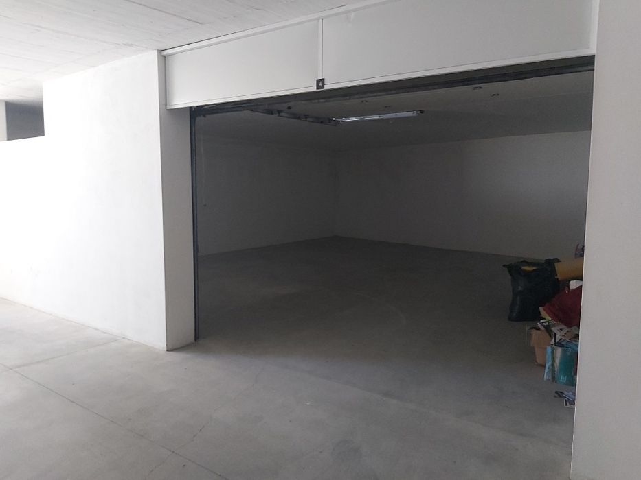 Garagem 70m2 Box Fechada
