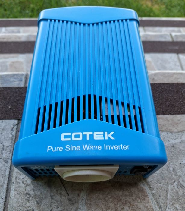 Przetwornica COTEK 12V/230V 350W pełny sinus
