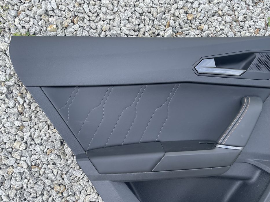 Boczek drzwi lewy tył cupra Leon iv st combi kombi seat leon iv