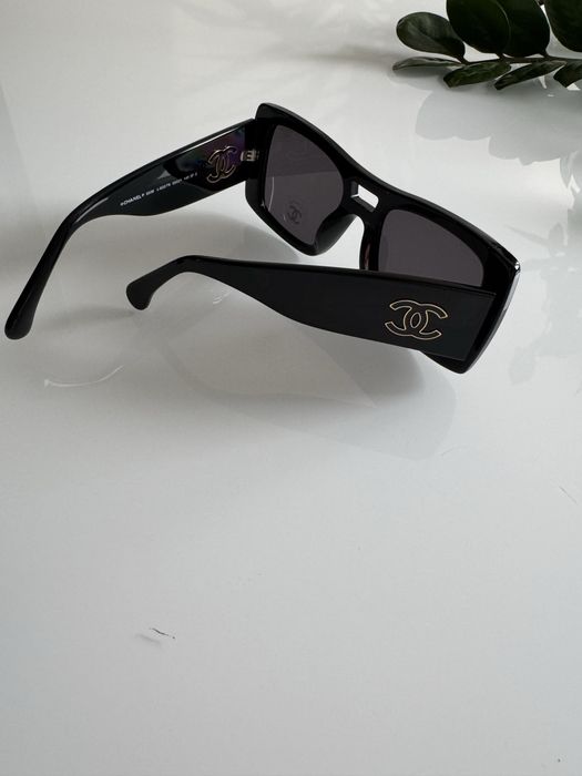Okulary  przeciwsłoneczne   Chanel