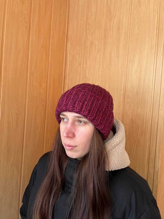В’язана шапка ручної роботи • зимова • готова до відправки