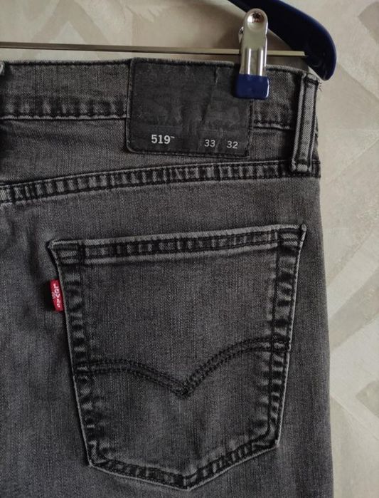 Джинсы Levi's 519 чиносы