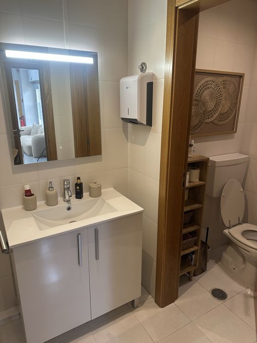 Aluga se gabinete em Telheiras