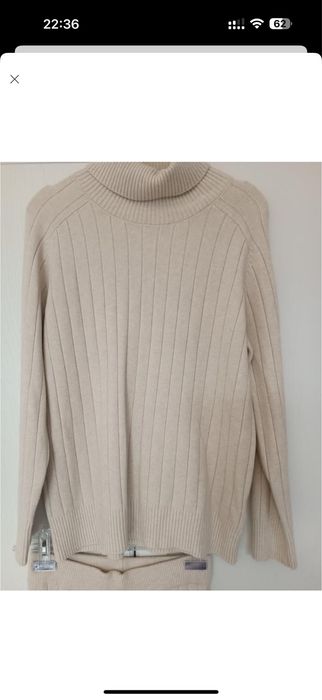 Комплект штани і кофта