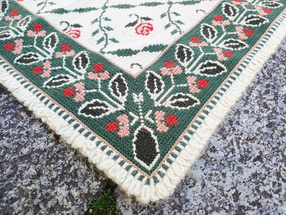 Carpete Arraiolos 165cm x 234cm