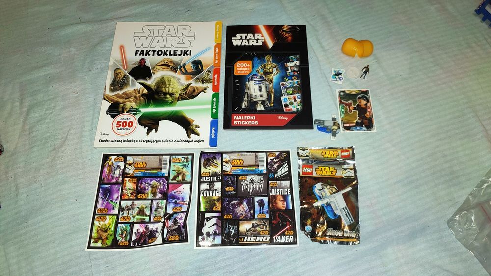 Zestaw dla fana Star Wars naklejki minizestaw karta gadżety na prezent