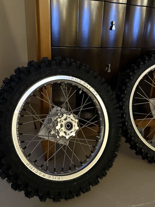 Koła Milk Racing 16&19 erdie pro 3.0