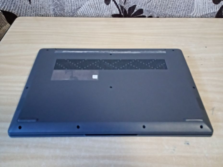 Ноутбук Lenovo IdeaPad 3 15IAU7 Arctic Grey / 15.6" IPS