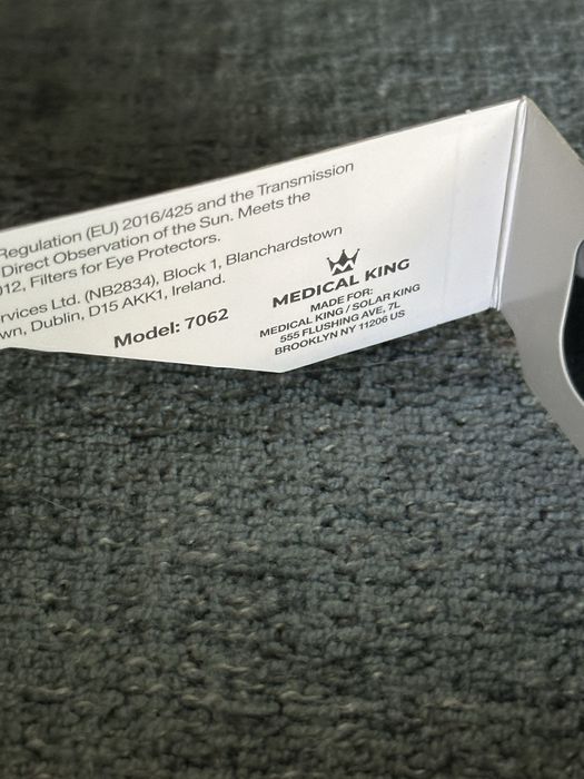 Oculos para o Eclipse Solar