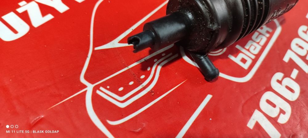 Pompka Oryginalna Spryskiwacza Szyby Audi A6 C4 Kombi 98 Blask Gołdap