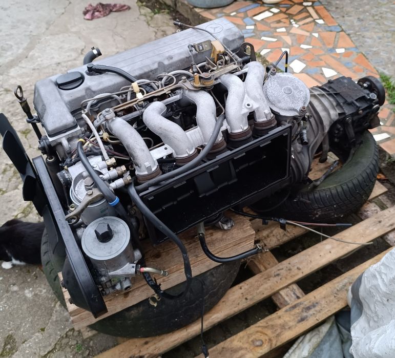 Motor Mercedes 2.5D