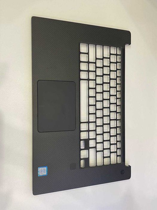 Dell XPS 9560  Intel Core i7 7700 GTX 1050 запчасти  4k 3840 x 2160