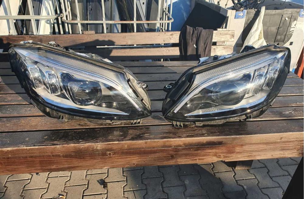 Mercedes C klasa W 205 рест фари права/ліва 2018-2021
