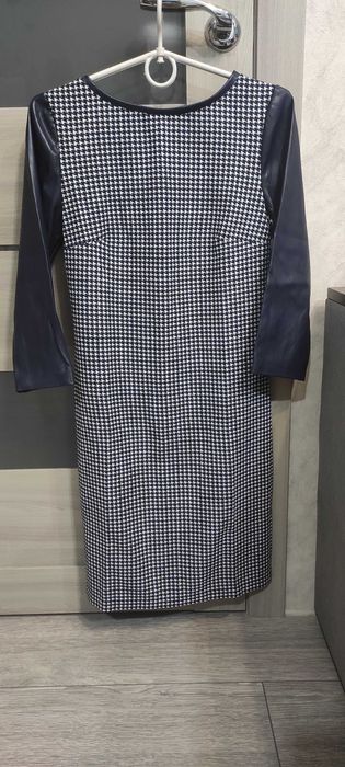 Нове плаття сукня