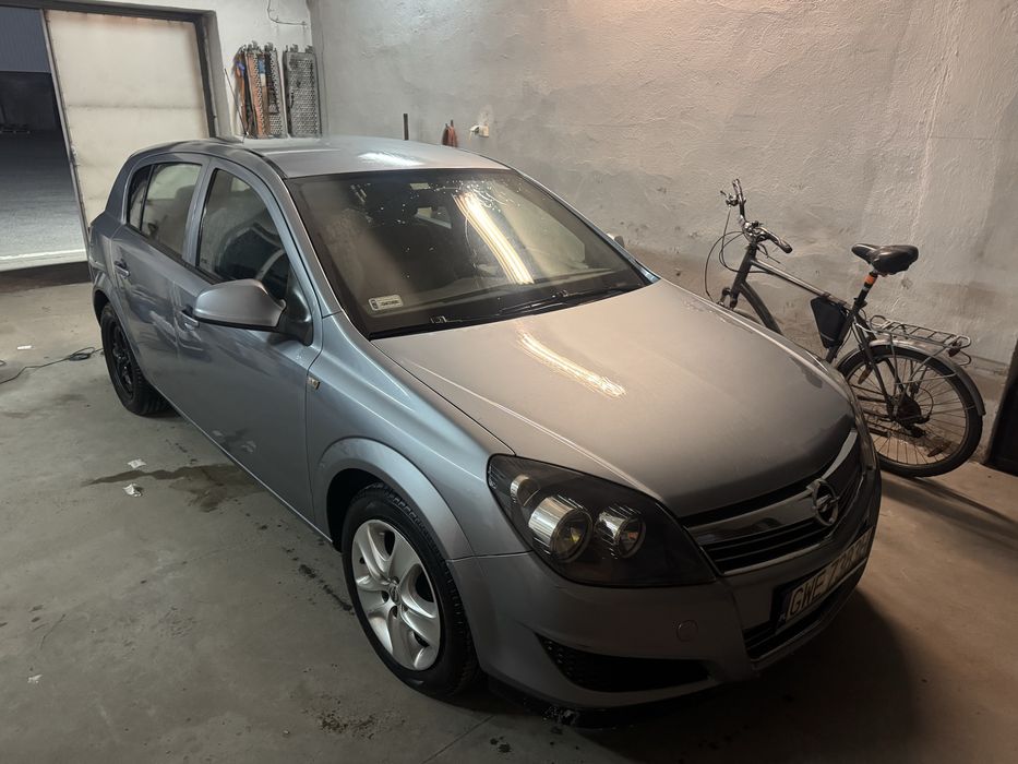 Opel astra h na czesci