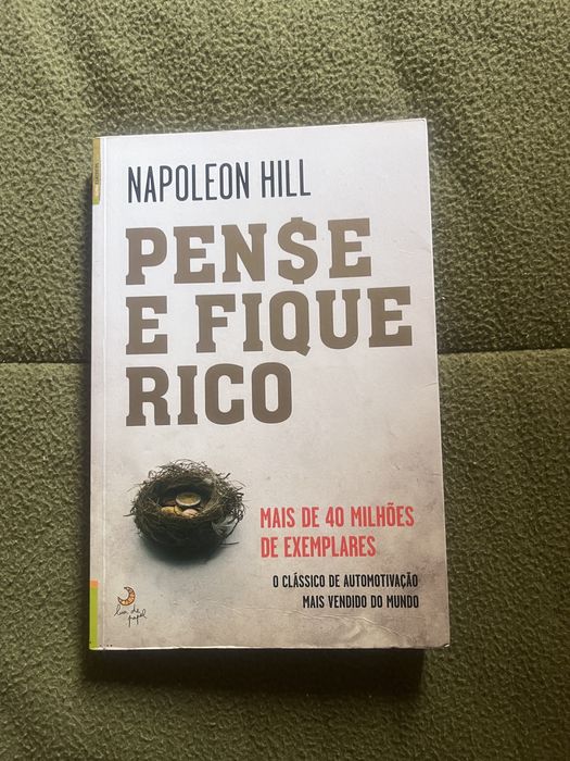 Livro Pense e Fique Rico - Napoleon Hill