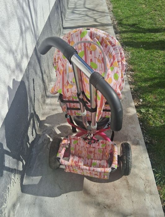 Дитячий триколісний велосипед