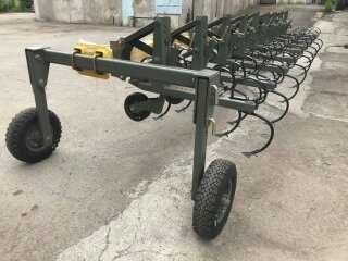 Культиватор прополюючий (просапний) універсальний КПУ-5,6