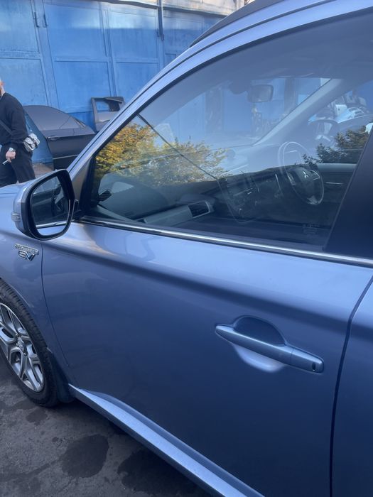 двери mitsubishi outlander 3
