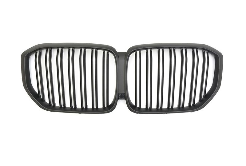 GRELHA DIANTEIRA LAMA DUPLA PRETO FOSCO PARA BMW X5 G05 2018--