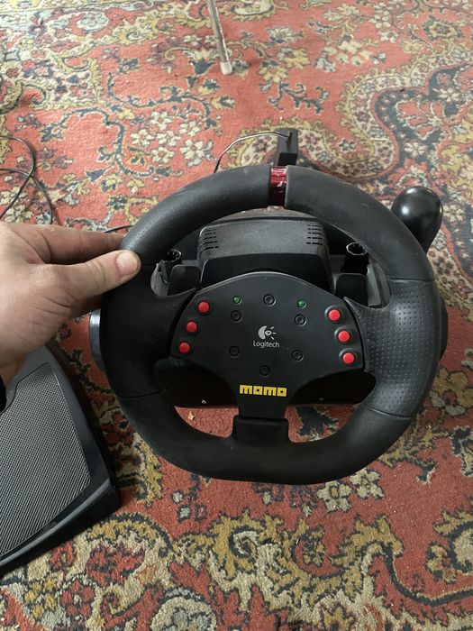 Logitech momo 600 * Ігровий руль для пк