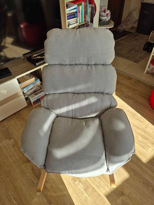 Nowoczesny fotel bujany