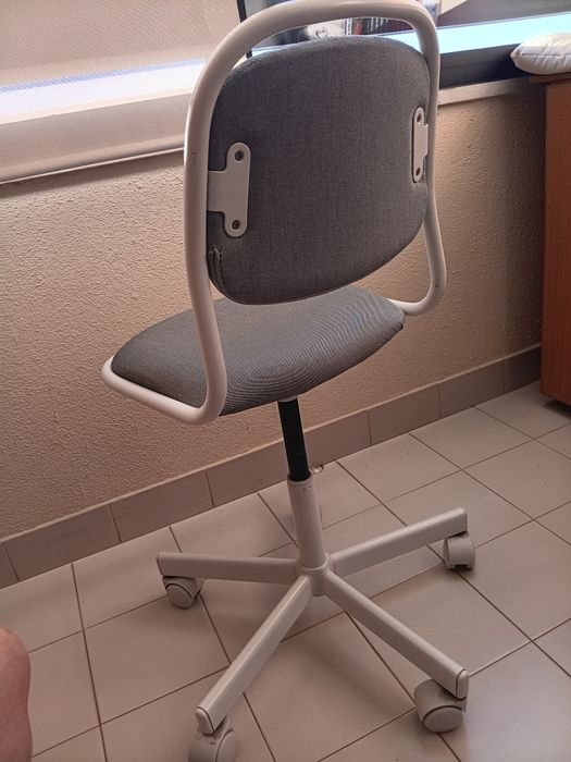Cadeira menino cinza