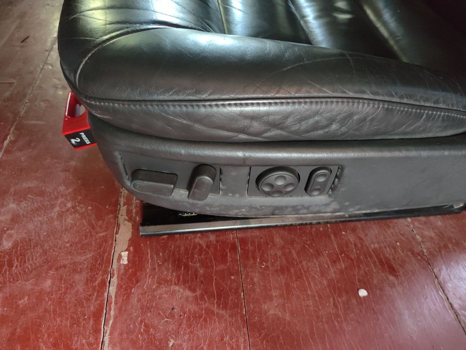 Сидушки audi a8 d2