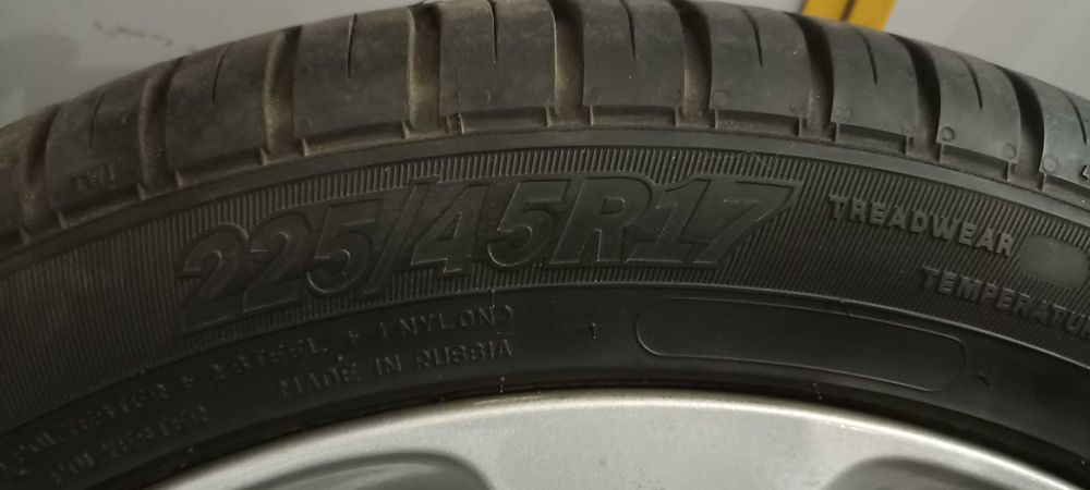 Диски с шинами Hyundai/Kia 17". 4 шт.