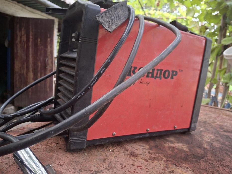 Зварювальний інвертор Кондор ММА-200