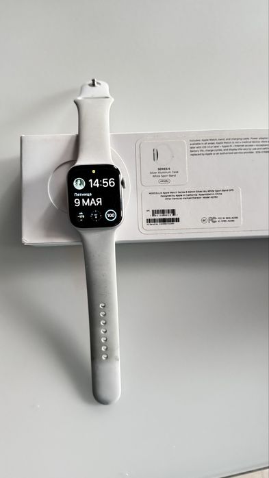 Apple Watch Series 6 44 mm Silver