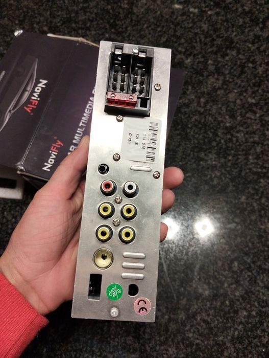 Radio para carro com ecrã tátil