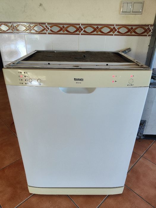 Máquina lavar loiça Baumatic