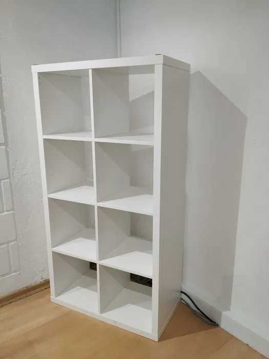 Móvel preto completamente novo