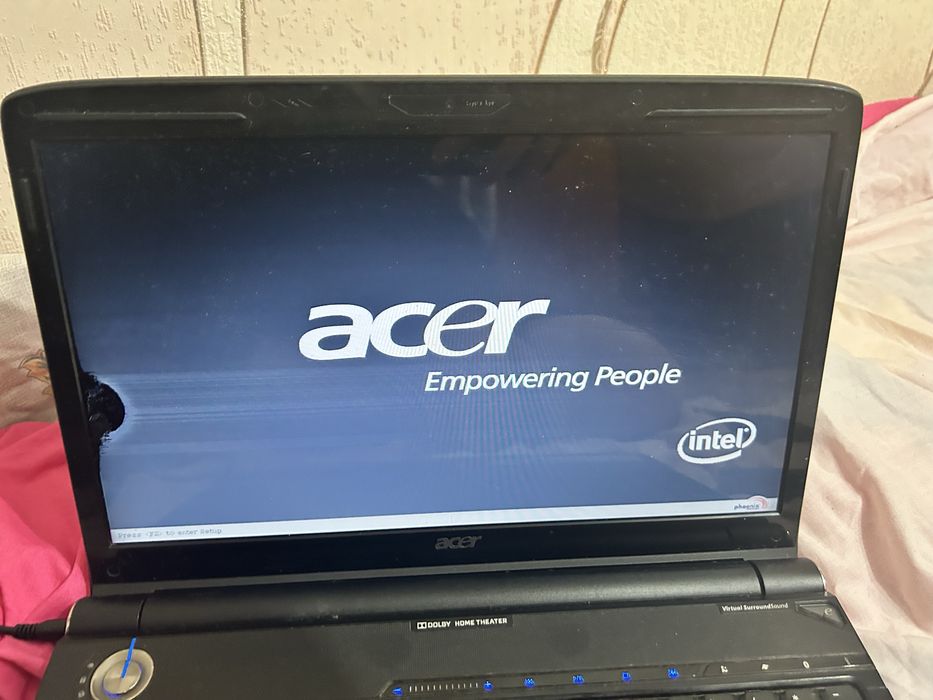 Лот ноутбук под ремонт или на запчасти