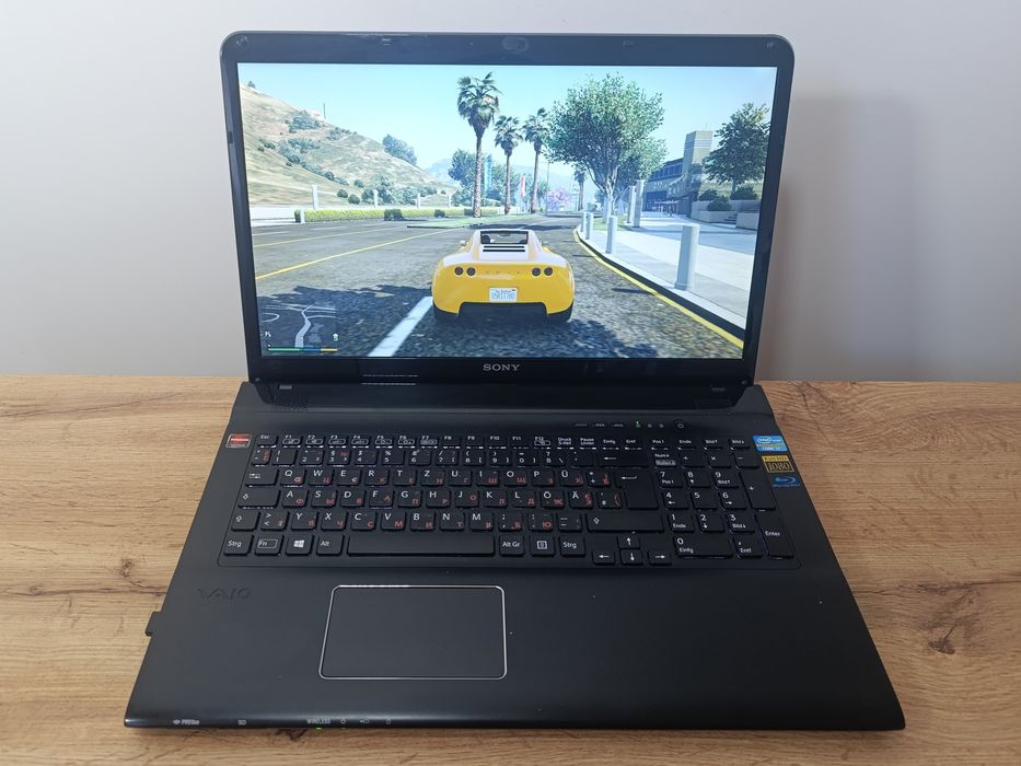 17.3 FHD IPS ноутбук Sony Vaio/i7-3632QM/2GB AMD Radeon 7500/SSD 256GB/8GB Ram/Батарея 27% зносу, тримає заряд 2 години