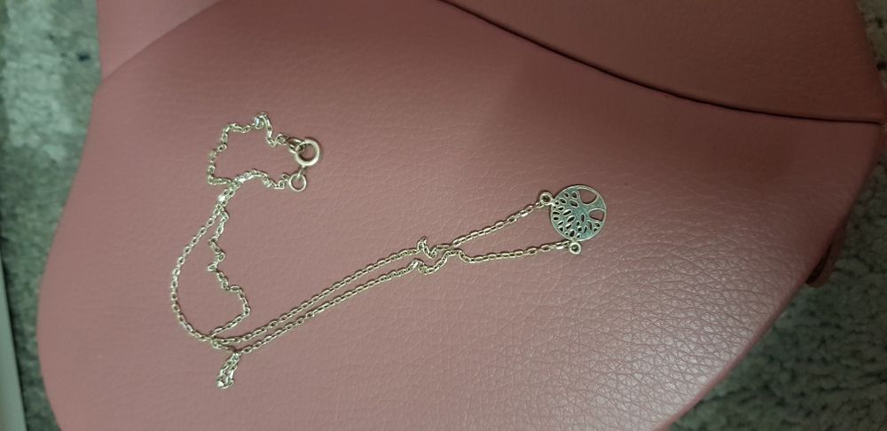 Colar prata com árvore da vida